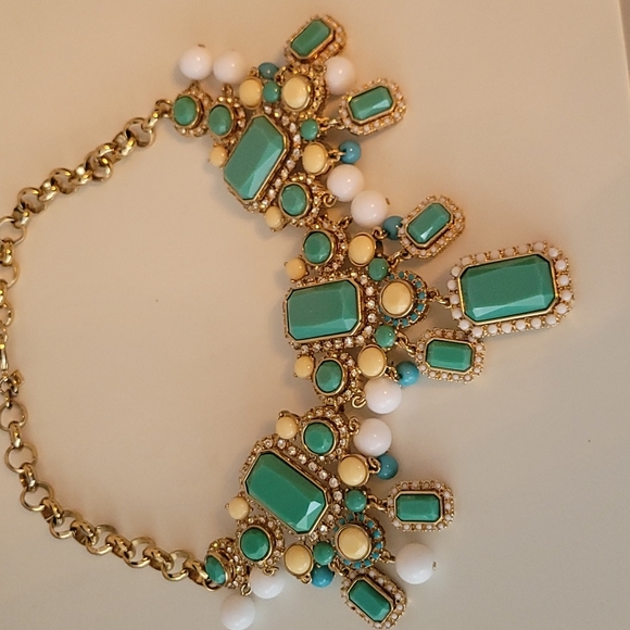 Banana Republic Necklace - Picture 3 of 3